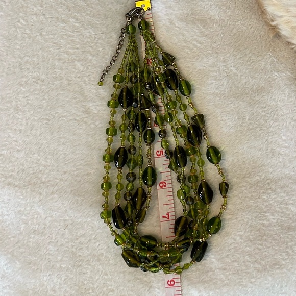 Stunning Green Vintage Multi Strand Necklace - Picture 4 of 5